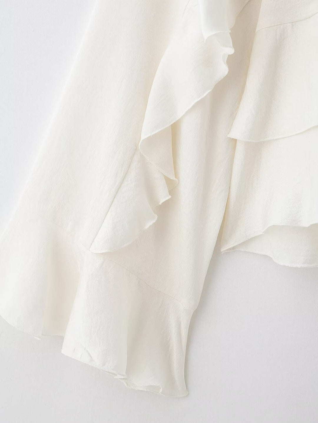 Relaxed Ruffle Blouse
